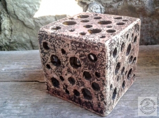 svícen kostka 1